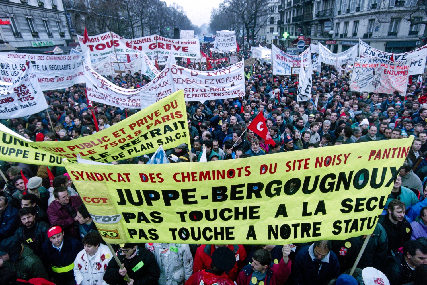 retraites lannee 1995 reste t elle la reference des syndicats en matiere de greves et de manifestations