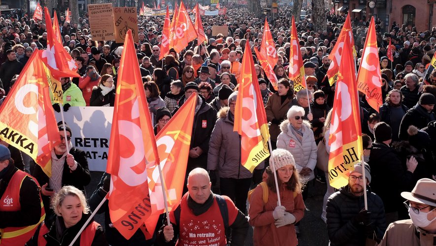 greves contre la reforme des retraites les syndicats doivent ils durcir le mouvement pour peser